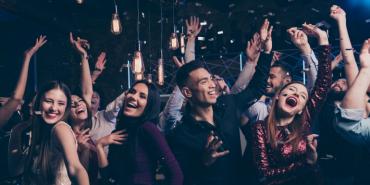 Así puedes denunciar una fiesta clandestina en cuarentena