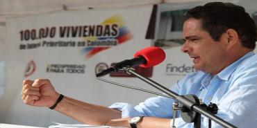 Subsidio a la tasa de interés permitirá a familias estrenar casa en 2013