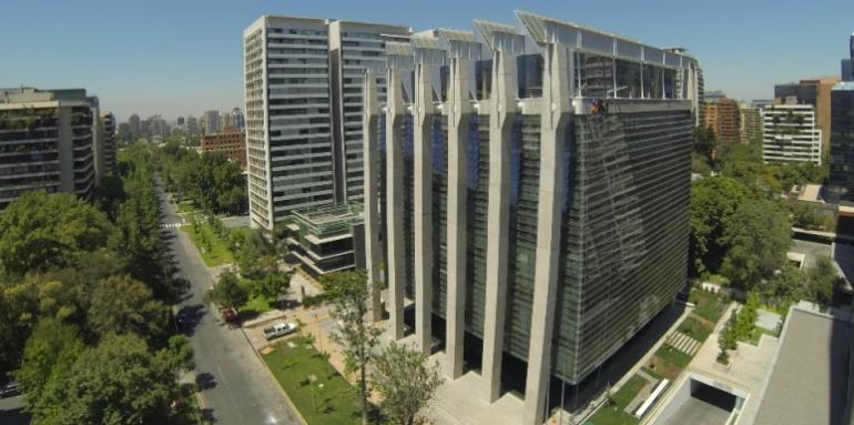 El primer edificio ‘casi flotante’ en Latinoamérica El primer edificio ‘casi flotante’ en Latinoamérica