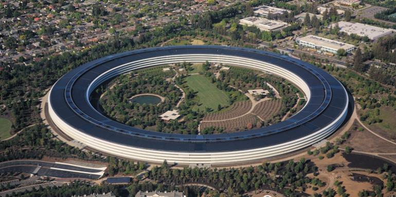 El nuevo e icónico edificio de Apple El nuevo e icónico edificio de Apple
