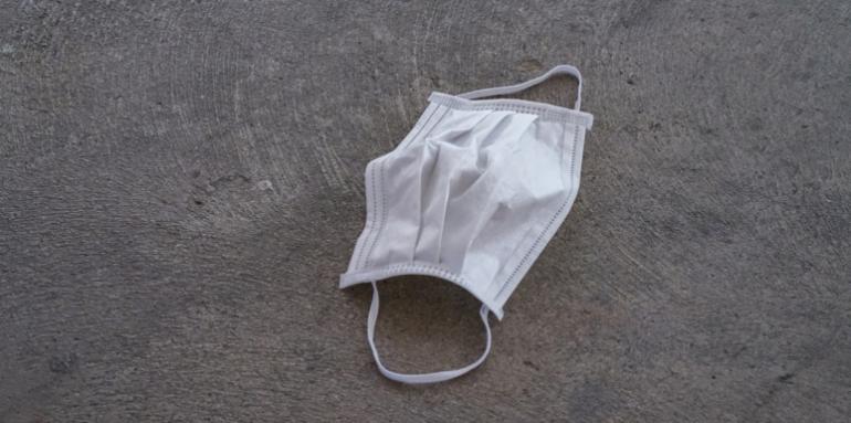 ¿Cómo desechar correctamente guantes y tapabocas? ¿Cómo desechar correctamente guantes y tapabocas?