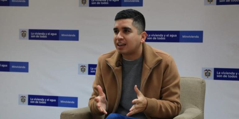 El ministro que se convirtió en tiktoker para explicar cómo comprar casa