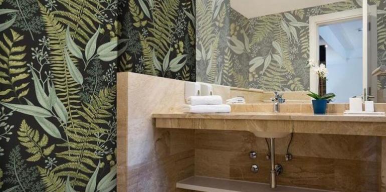 Estas son las tendencias para usar un papel de colgadura elegante Estas son las tendencias para usar un papel de colgadura elegante